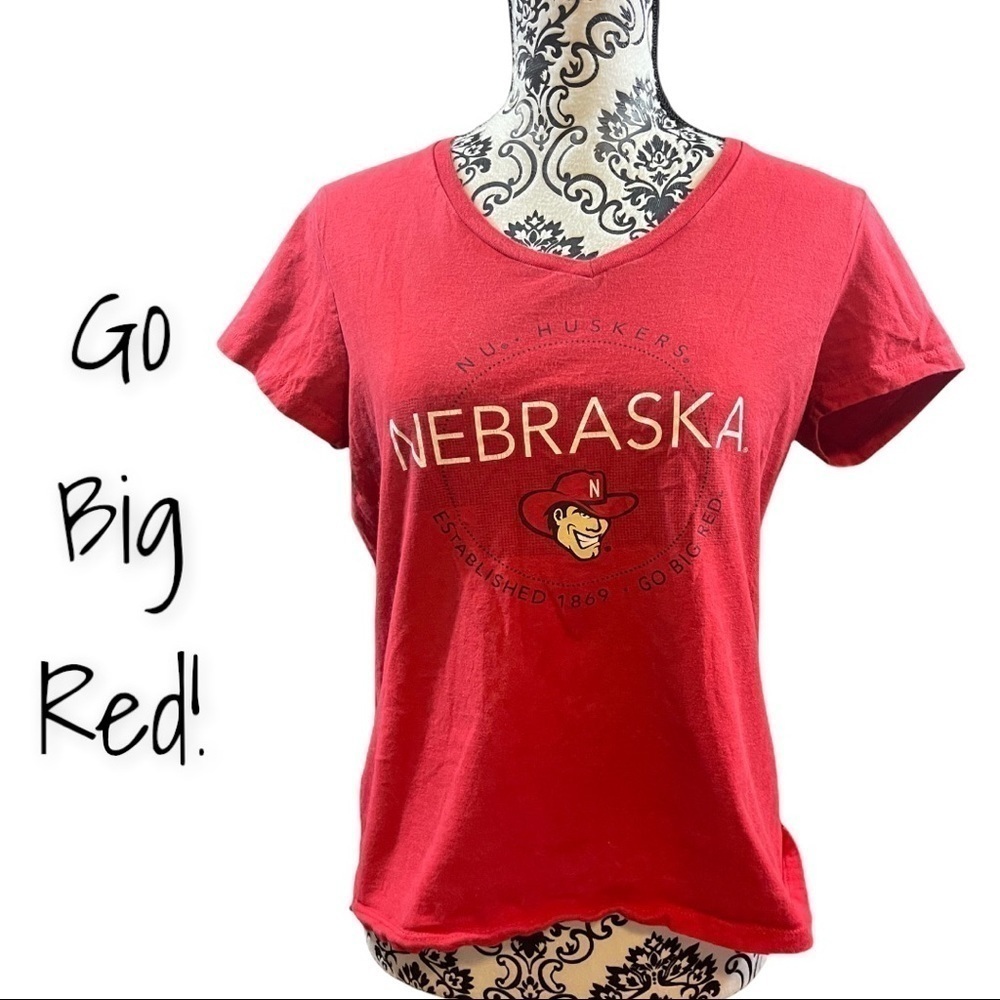 NEBRASKA huskers red V-neck tee. Size medium